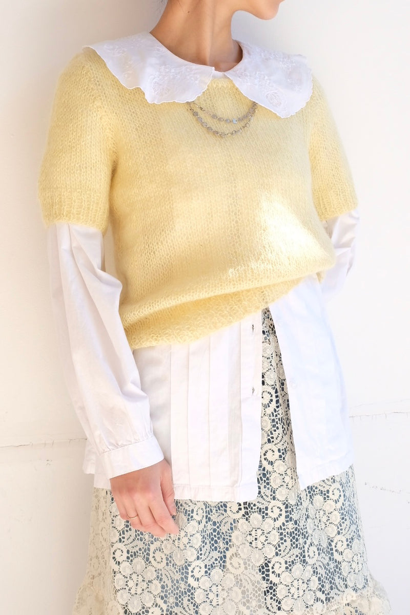 frill collar blouse