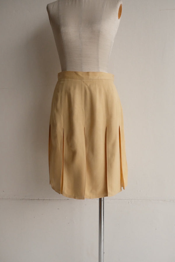 pleats slit skirt