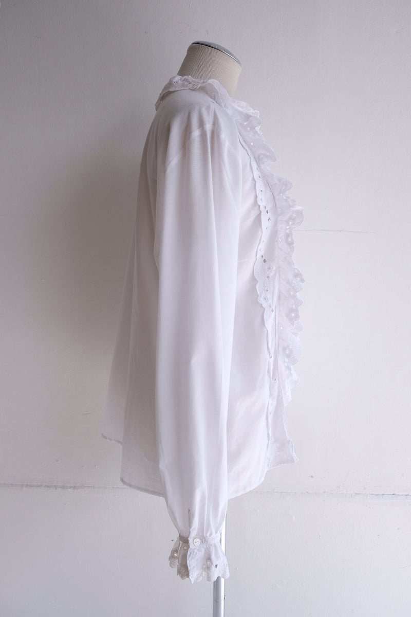 cotton lace trimmed blouse