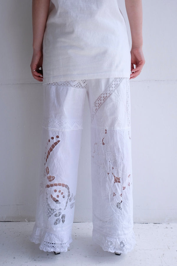 cutwork lace frill pants