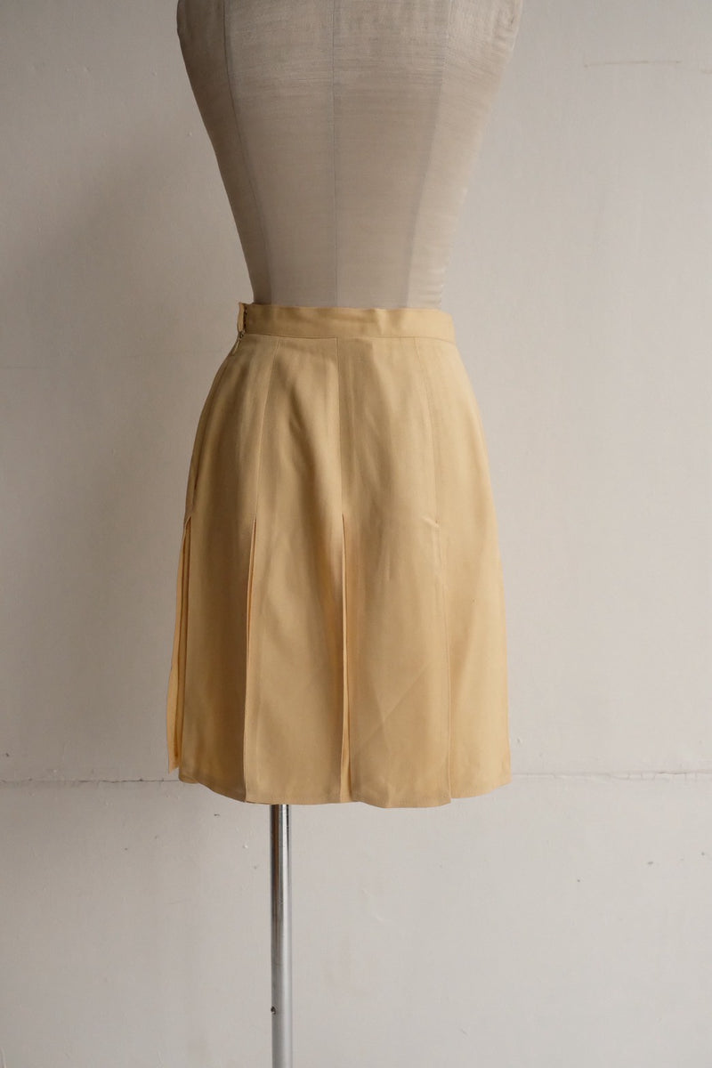 pleats slit skirt