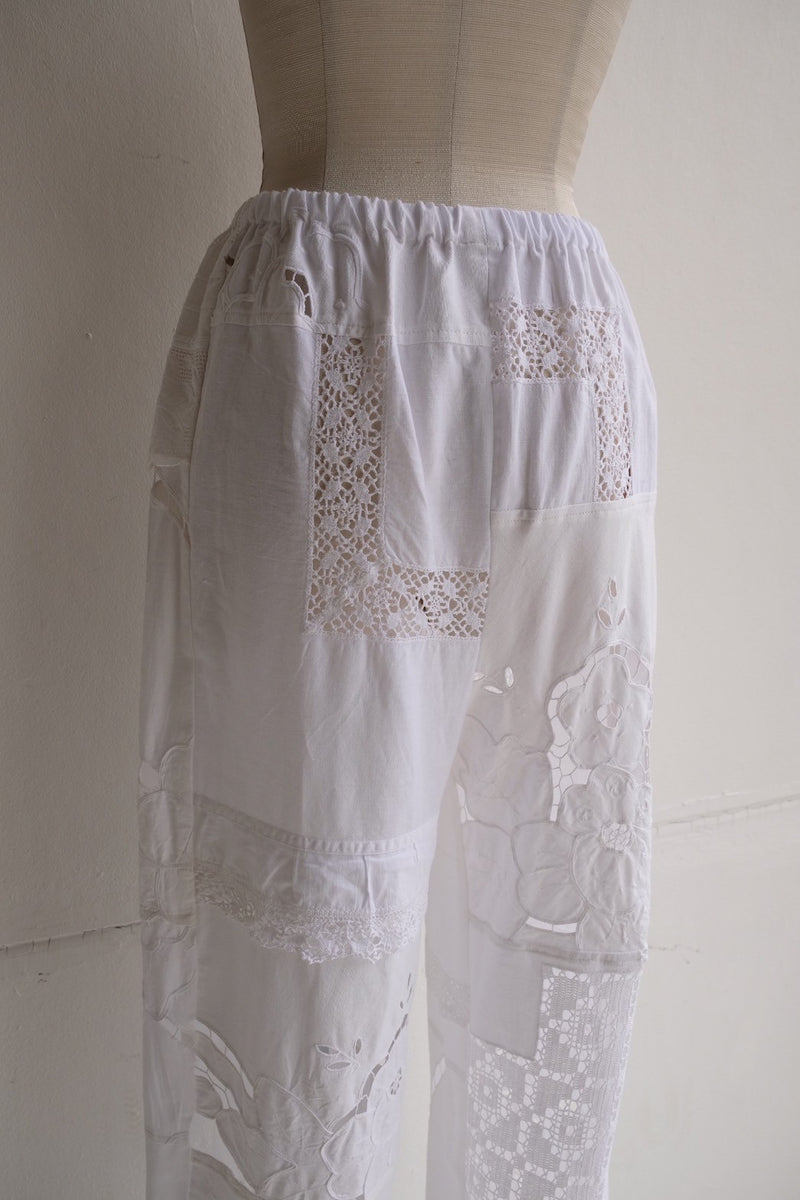 cutwork lace frill pants