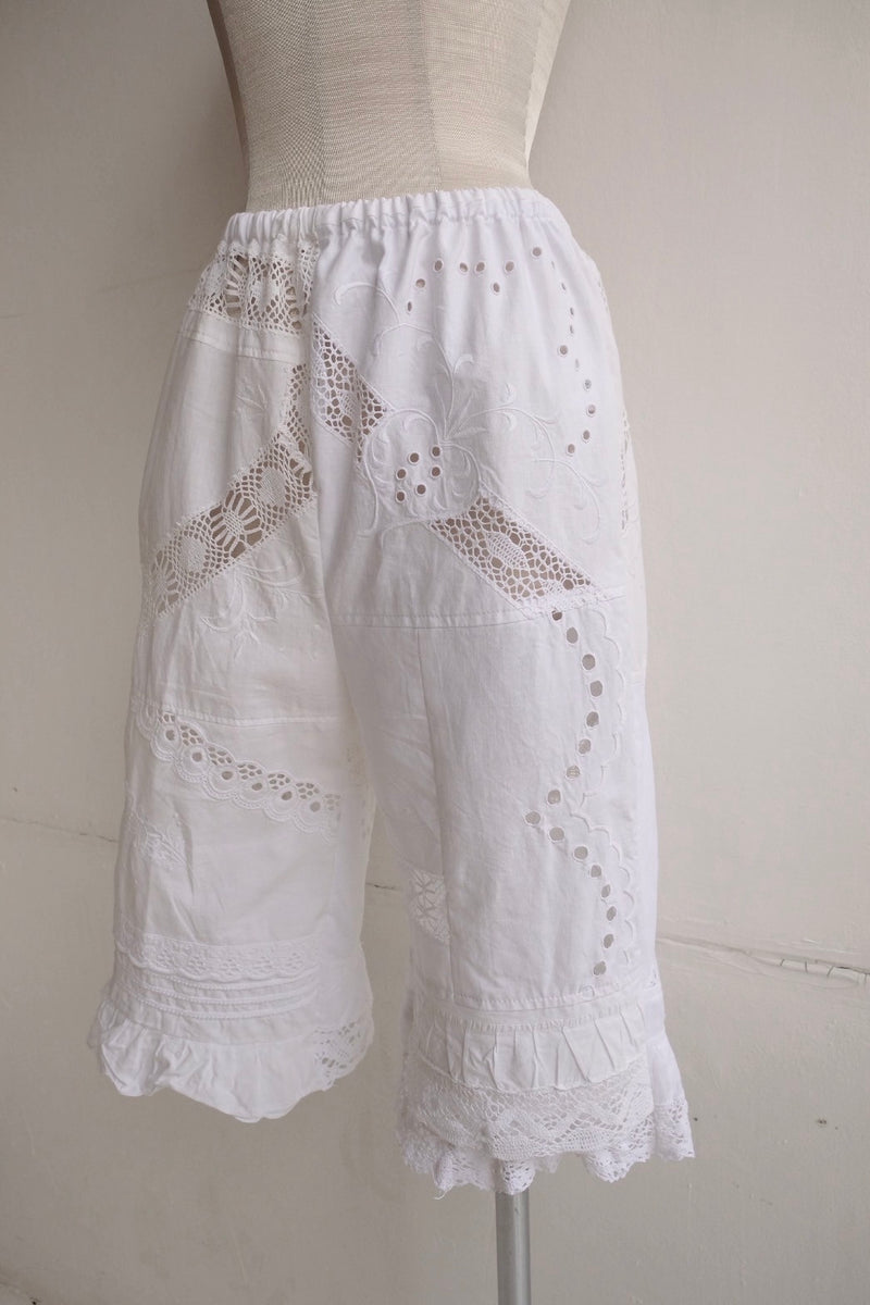 cutwork lace frill half pants