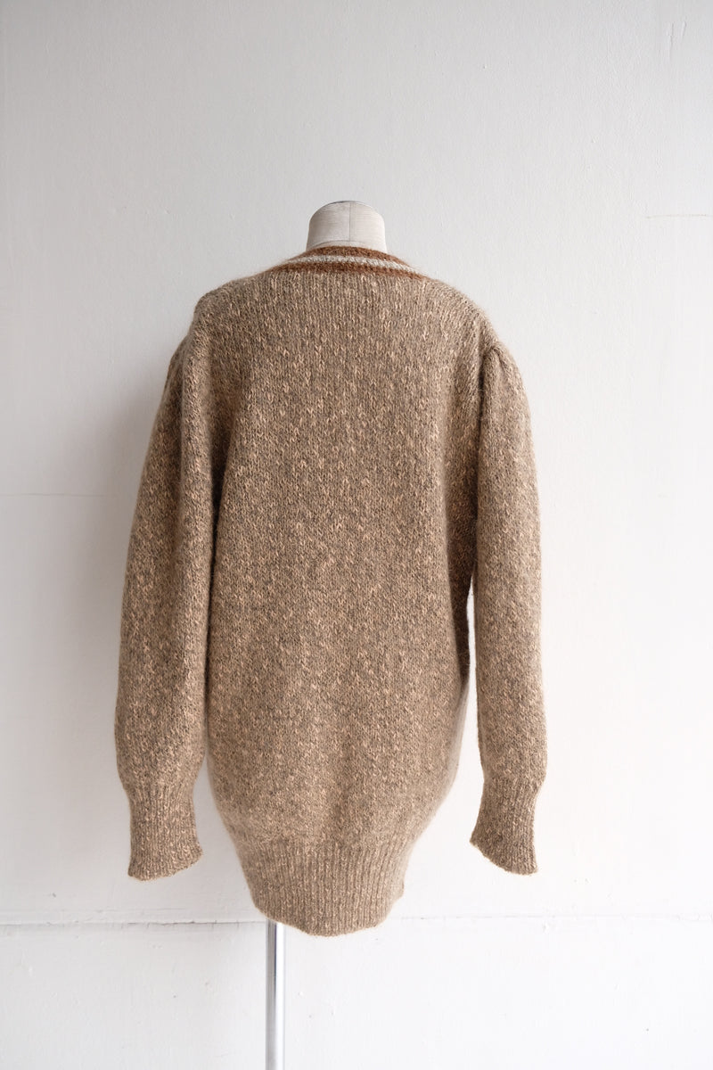 line wool cardigan