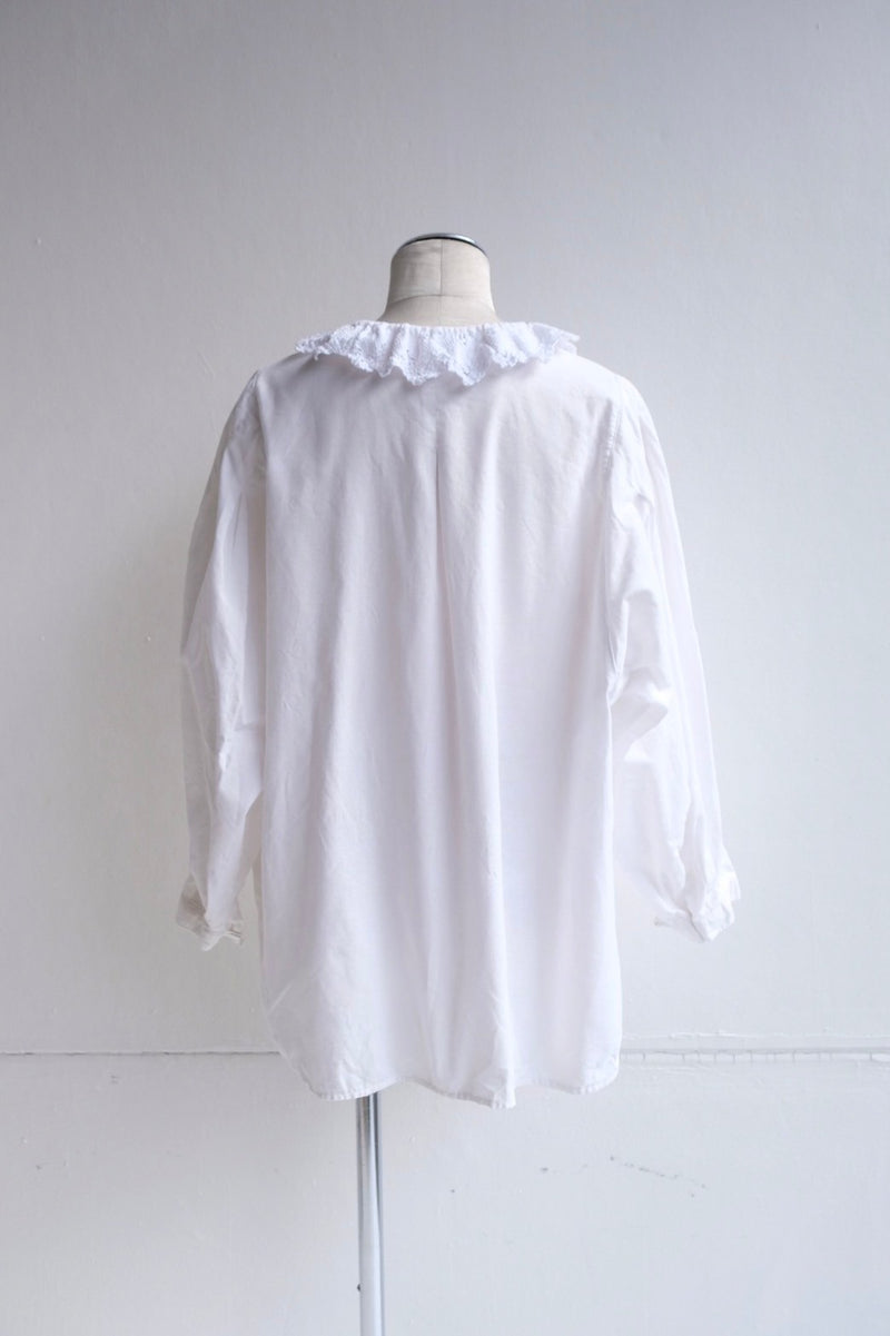 frill collar  blouse