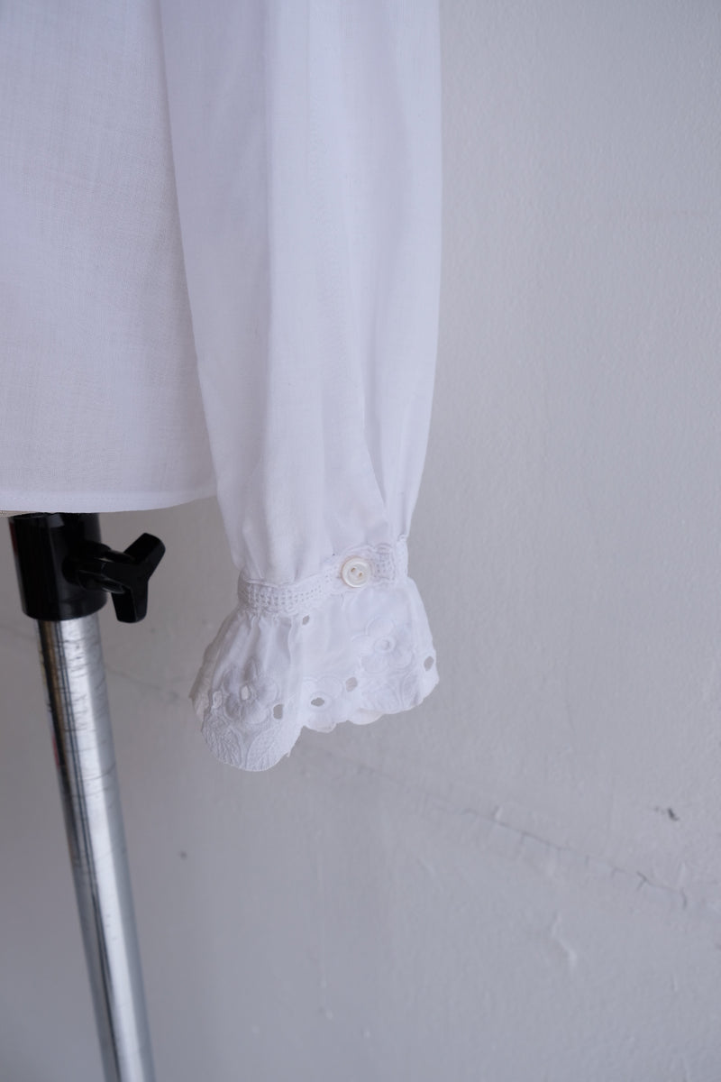 cotton lace trimmed blouse