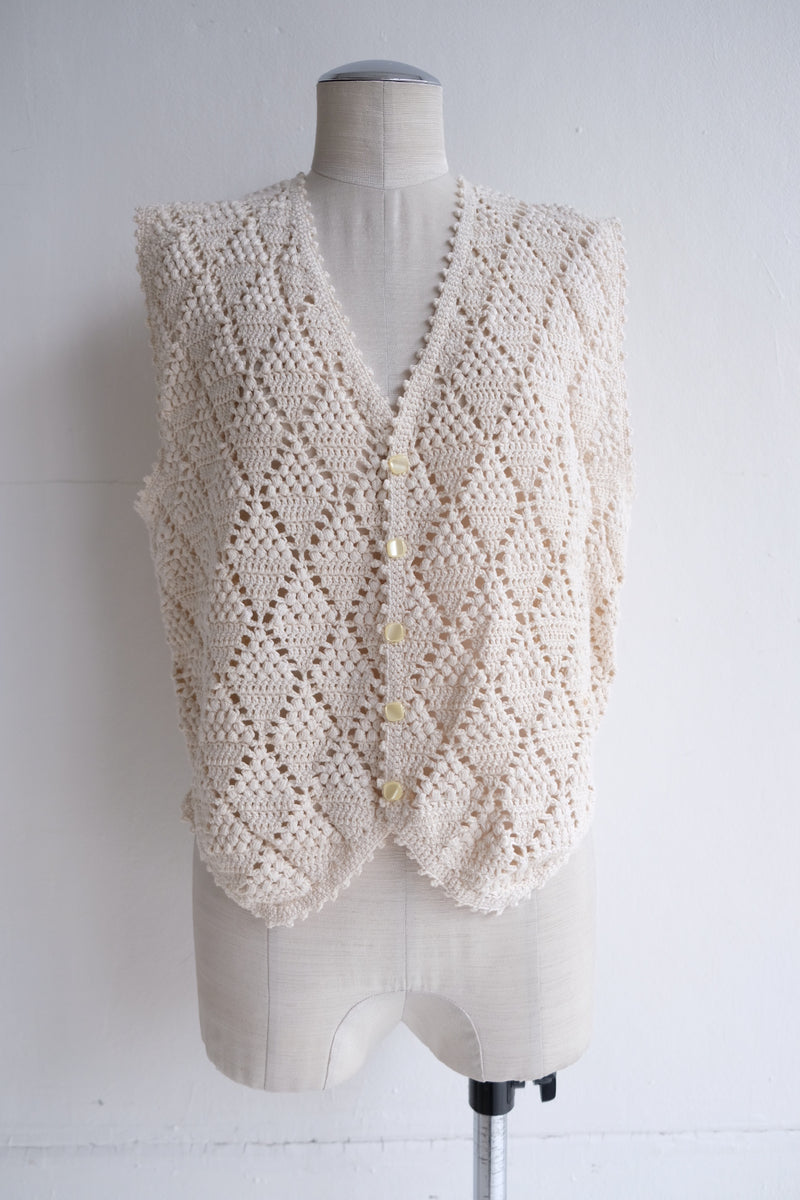 knit vest