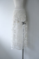 lace skirt
