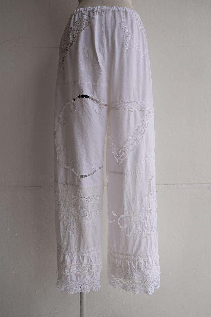 cutwork lace frill pants