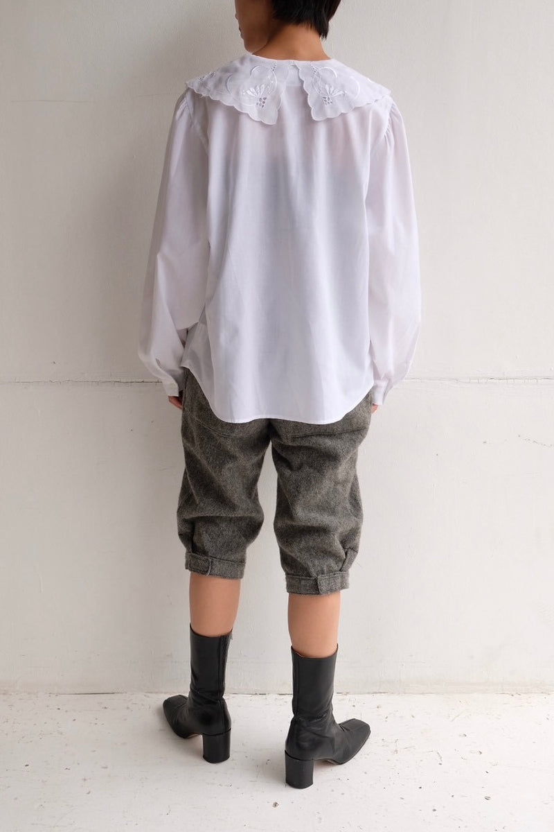 frill collar  blouse