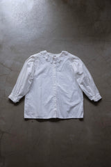 frill collar  blouse