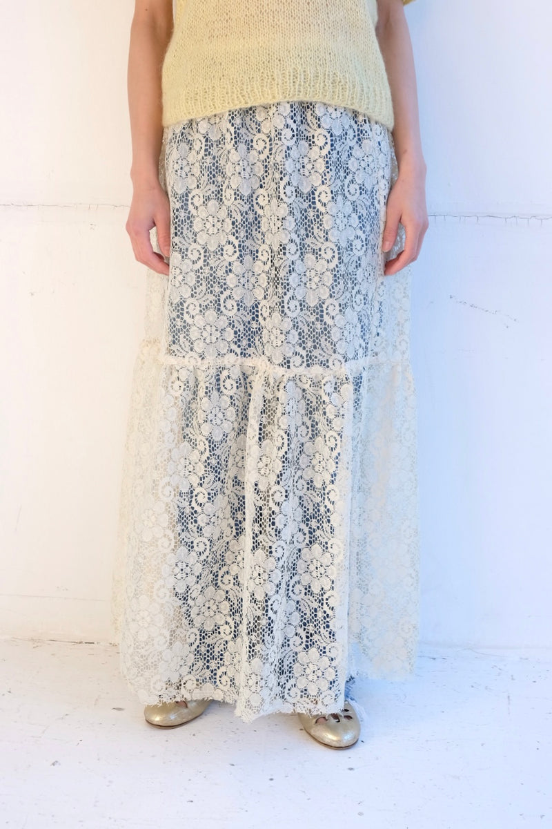 lace long skirt