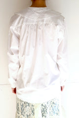 frill collar blouse