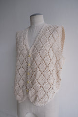 knit vest