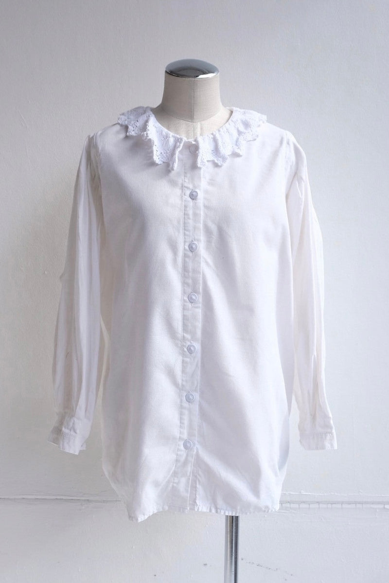 frill collar  blouse