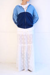 frill collar  blouse