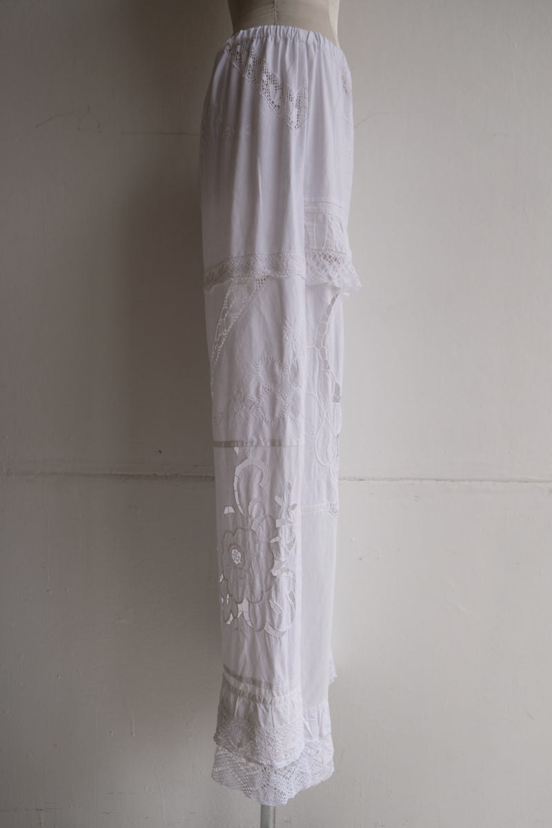 cutwork lace frill pants