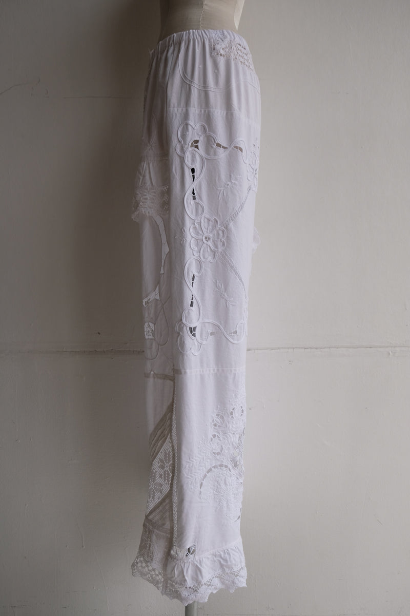 cutwork lace frill pants