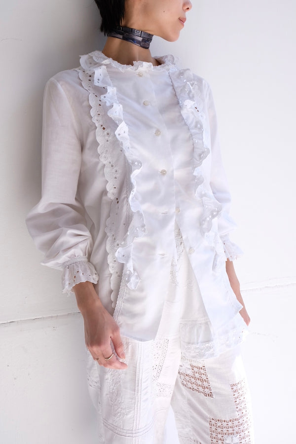 cotton lace trimmed blouse