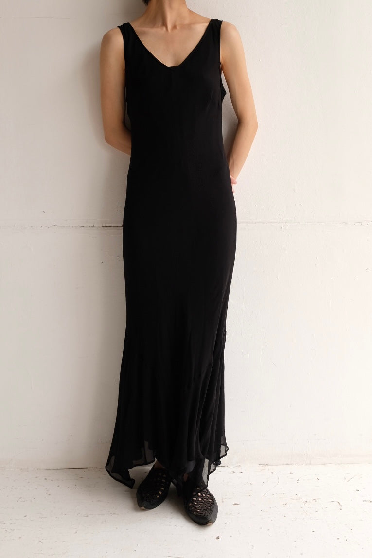 no-sleeve long dress