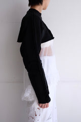 short high neck sweat