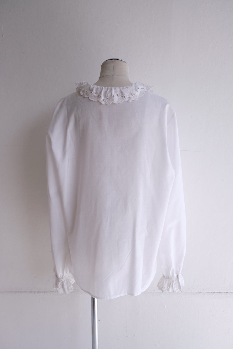cotton lace trimmed blouse