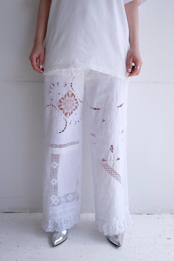 cutwork lace frill pants