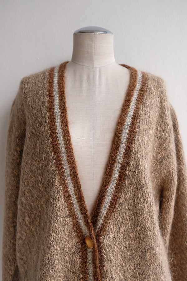 line wool cardigan